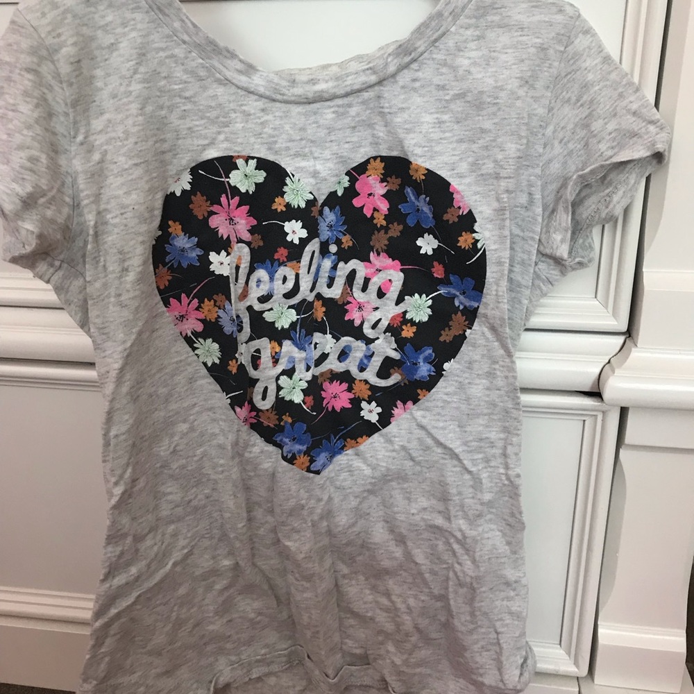 Gray short sleeve